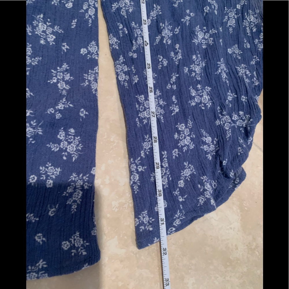 Pants with open sides - Picture 9 of 9